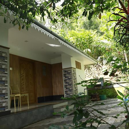 Nature Villa Anachal Esterno foto