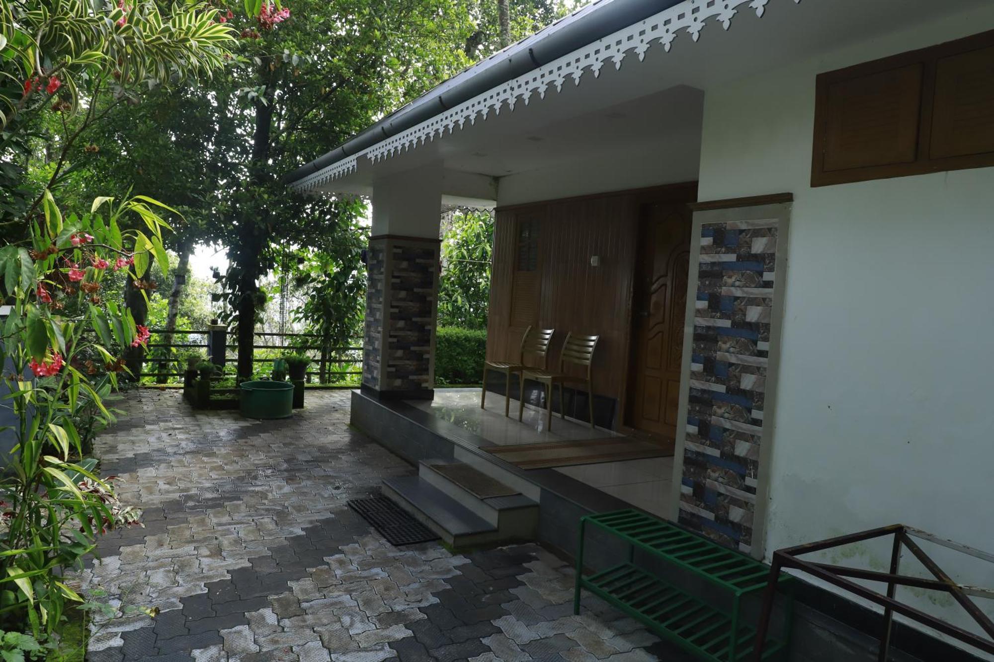 Nature Villa Anachal Esterno foto