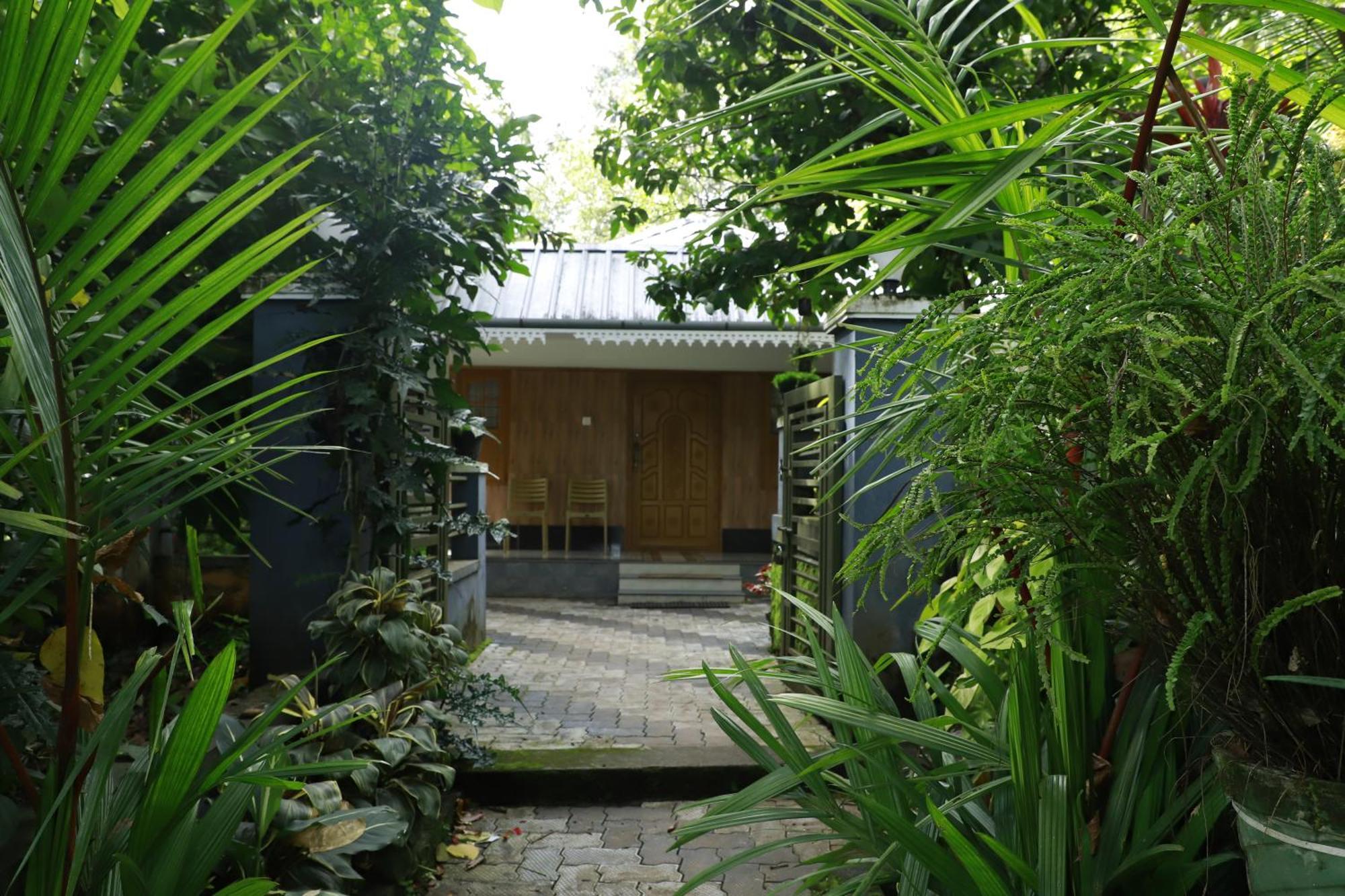 Nature Villa Anachal Esterno foto